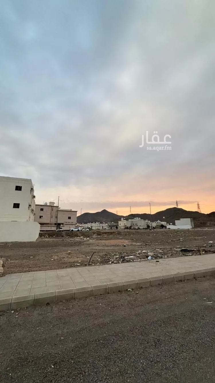 أرض للبيع في شارع محمد بن عمر مكي, حي السلام, مدينة المدينة المنورة, منطقة المدينة المنورة صورة 5