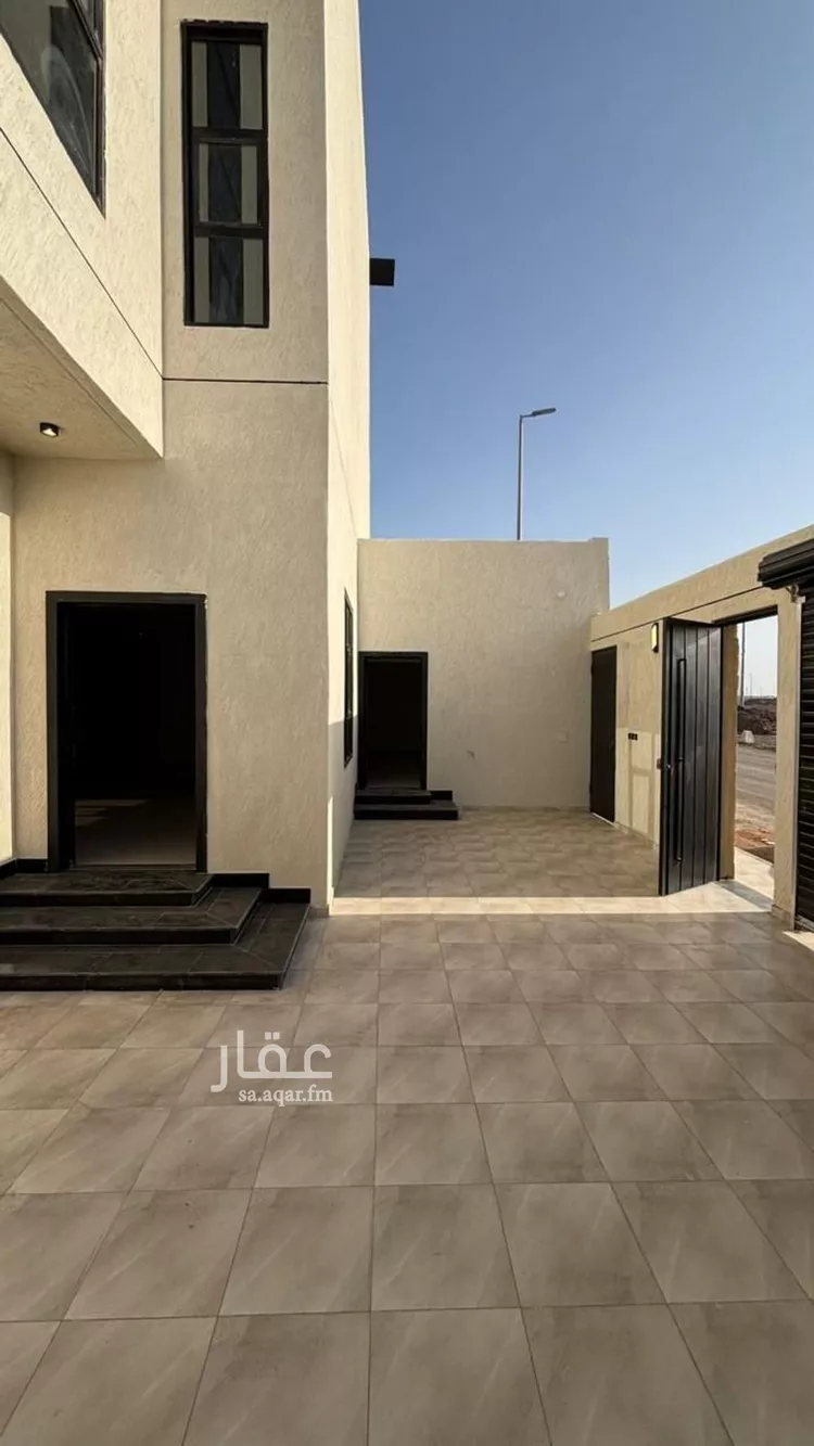 فيلا للبيع في شارع محمد بن سفيان العمري, حي نبلاء, مدينة المدينة المنورة, منطقة المدينة المنورة صورة 2