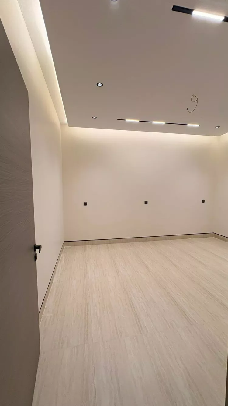 فيلا للبيع في شارع يحيىى بن عبدالله بن بكير, حي شوران, مدينة المدينة المنورة, منطقة المدينة المنورة 13