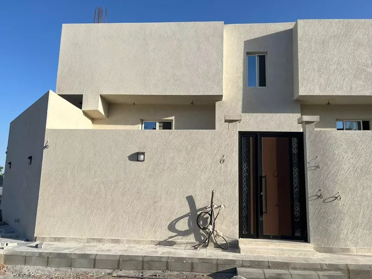 Building for Sale in Medina Warqan