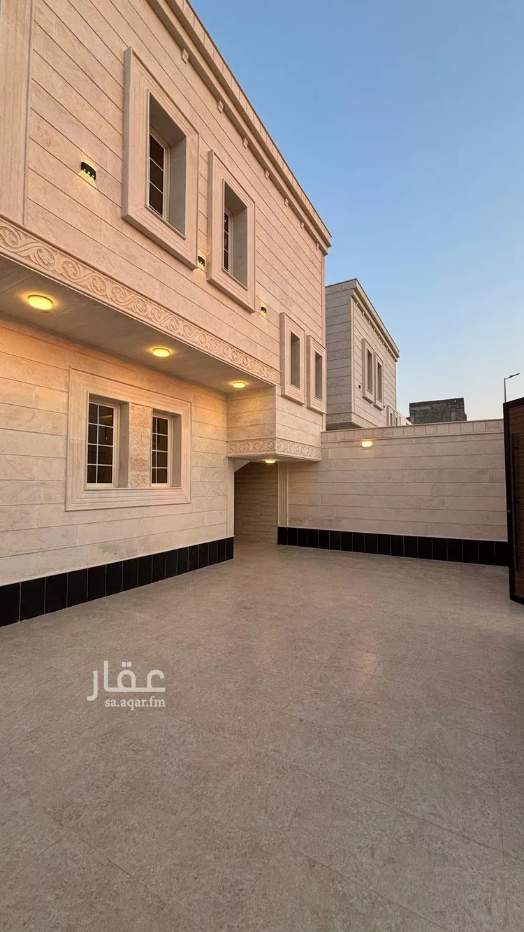 دور للبيع في شارع مالك ابن مهلةل, حي أبو مرخة, مدينة المدينة المنورة, منطقة المدينة المنورة