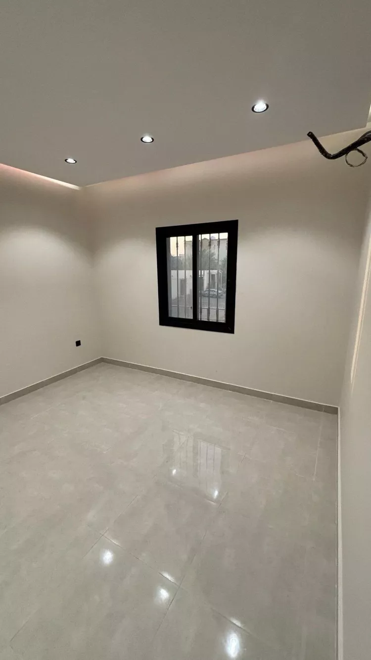 Apartment for Sale in Medina Khakh 6