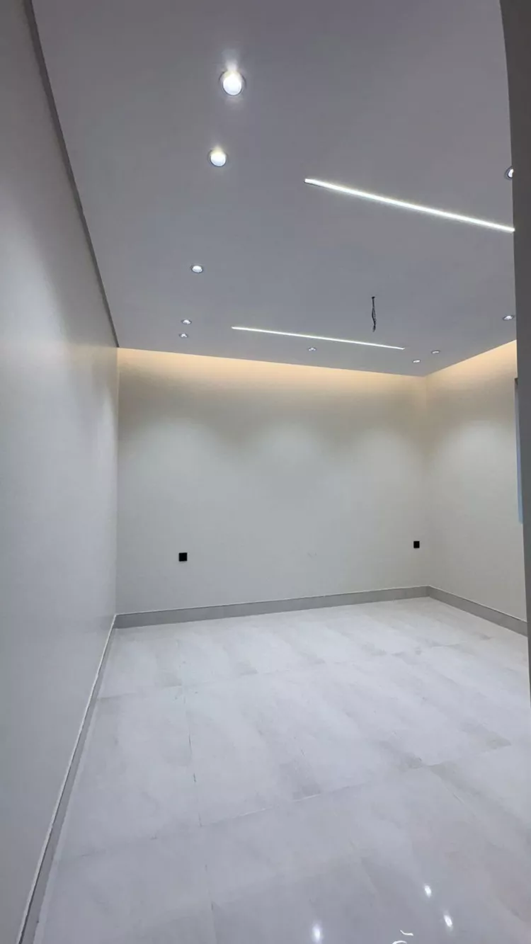 Floor for Sale in Medina Ad Difa صورة 3