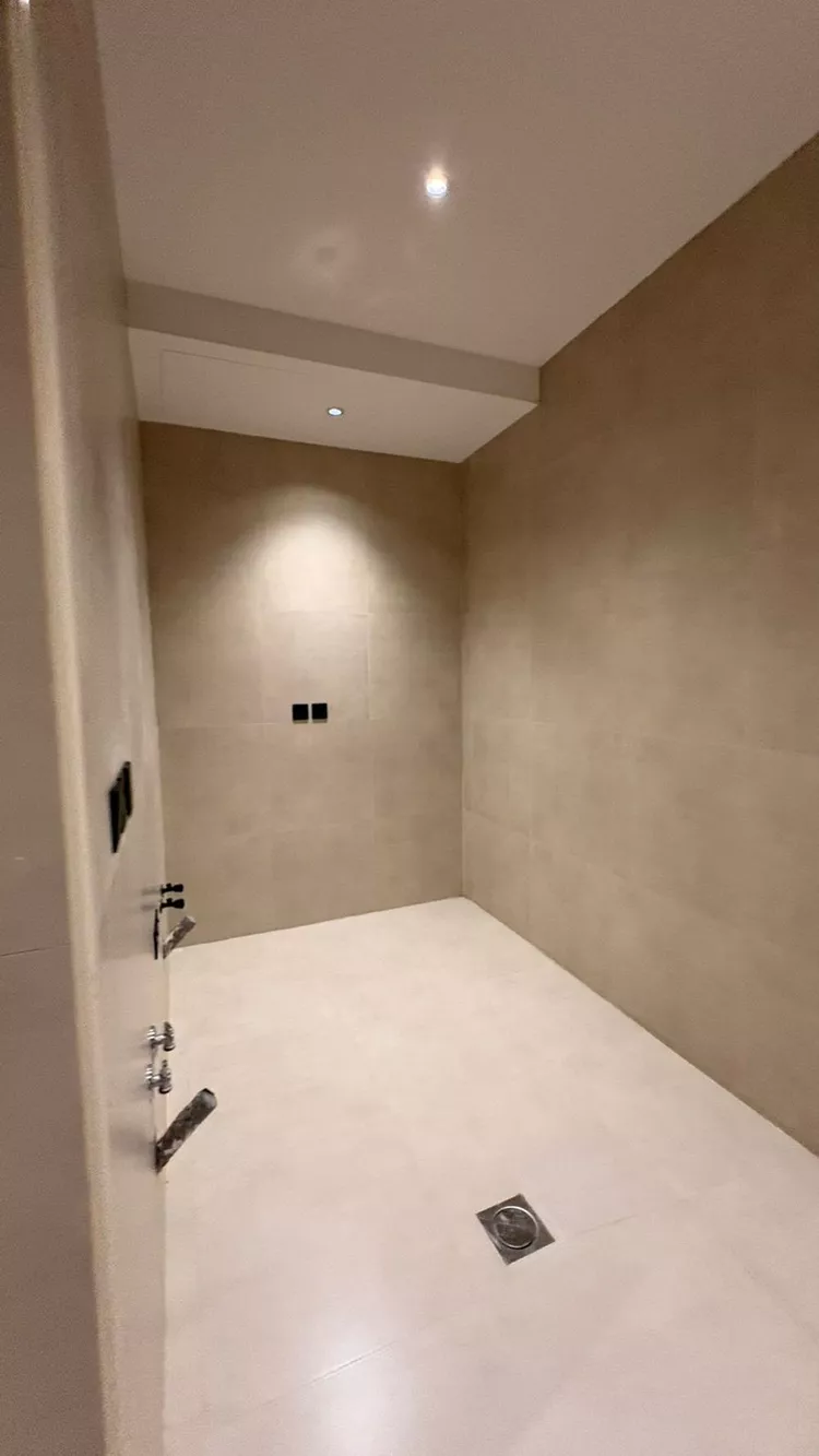 Villa for Sale in Medina Warqan 14