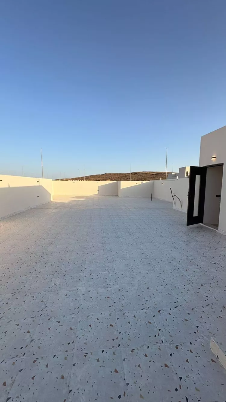 Floor for Sale in Medina Al Jassah 17