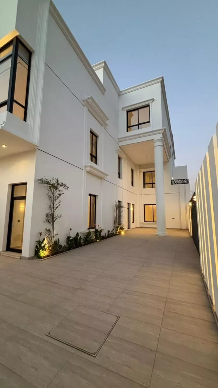 Villa for Sale in Medina Mudhainib