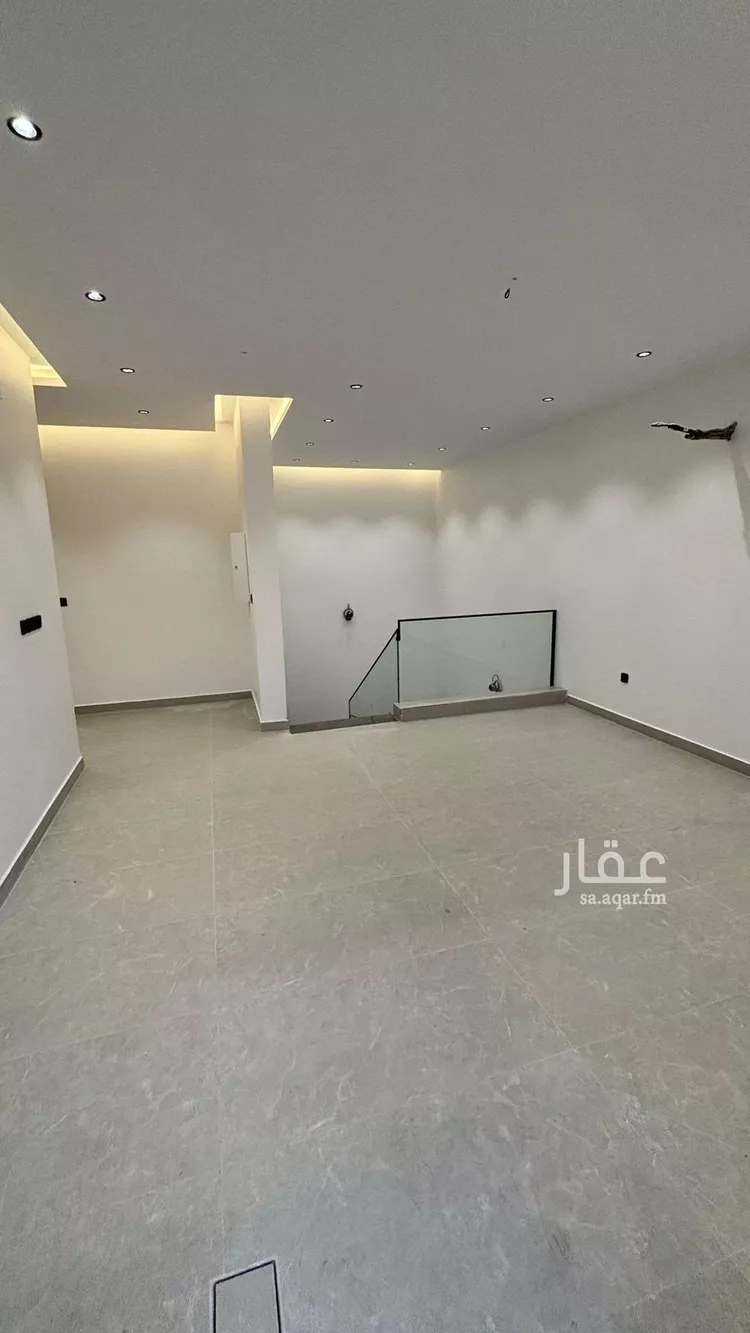 فيلا للبيع في شارع محمد بن صالح الصيمري, حي الدفاع, مدينة المدينة المنورة, منطقة المدينة المنورة