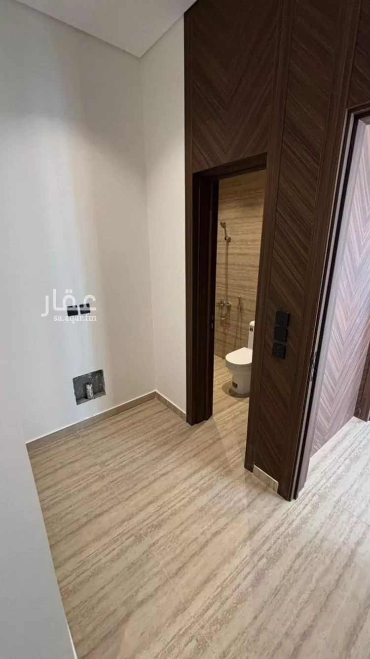 فيلا للبيع في شارع صالح بن خيوان, حي وادي مذينب, مدينة المدينة المنورة, منطقة المدينة المنورة صورة 4