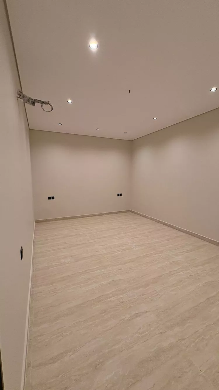 عمارة للبيع في شارع الحارث ابن جندب, حي شوران, مدينة المدينة المنورة, منطقة المدينة المنورة صورة 3