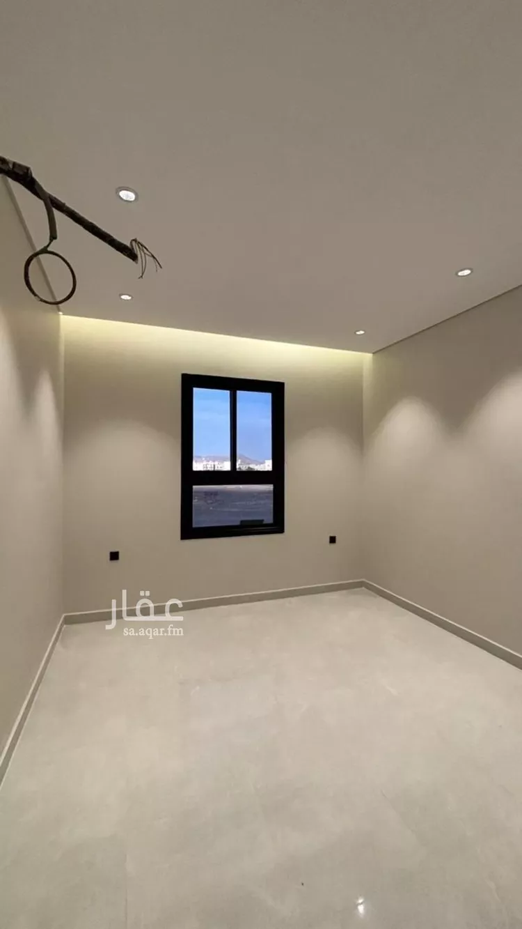 شقة للبيع في شارع الحصين ابن الحارث القرشي, حي العزيزية, مدينة المدينة المنورة, منطقة المدينة المنورة صورة 3