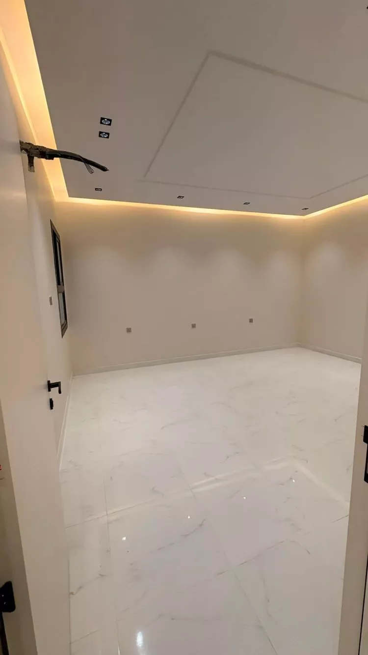 شقة للبيع في شارع عمرو ابن نافع الثقفي, حي شوران, مدينة المدينة المنورة, منطقة المدينة المنورة 9