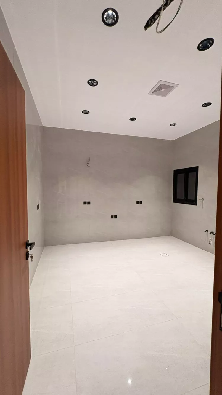 Apartment for Sale in Medina King Fahd