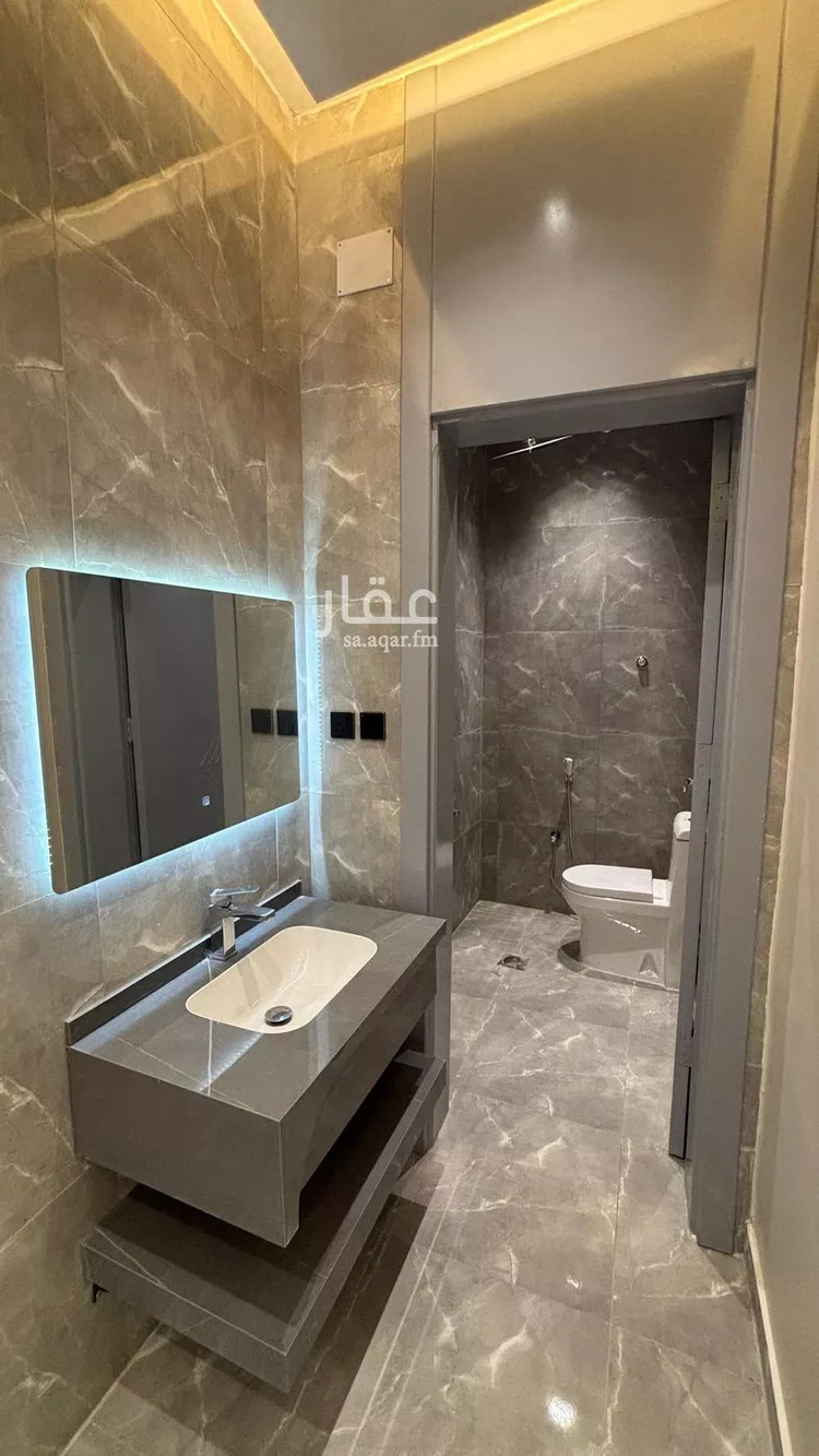 دور للبيع في شارع عفيف بن معد يكرب سنان, حي العزيزية, مدينة المدينه المنوره, منطقة المدينة المنورة صورة 2