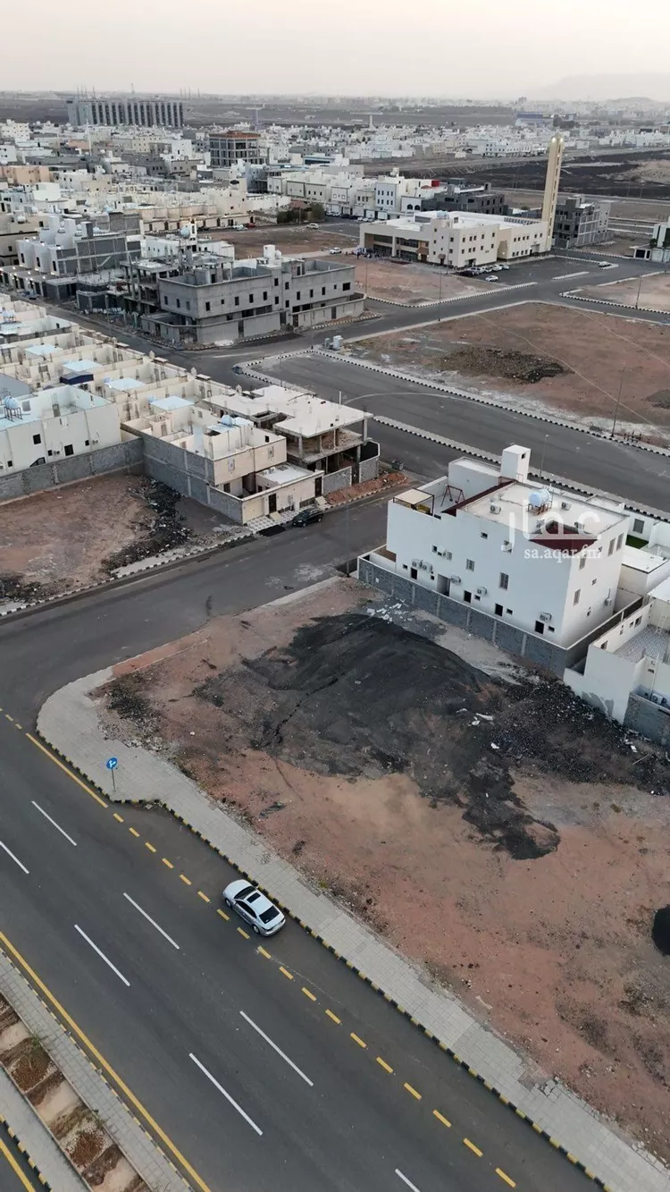 أرض للبيع في شارع قيس ابن غنيم, حي الاناهي, مدينة المدينه المنوره, منطقة المدينة المنورة