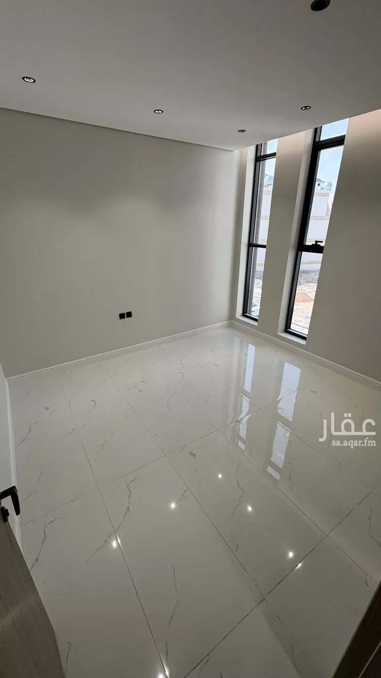 فيلا للبيع في شارع الاسود ابن عبد شمس البلوي, حي شوران, مدينة المدينة المنورة, منطقة المدينة المنورة