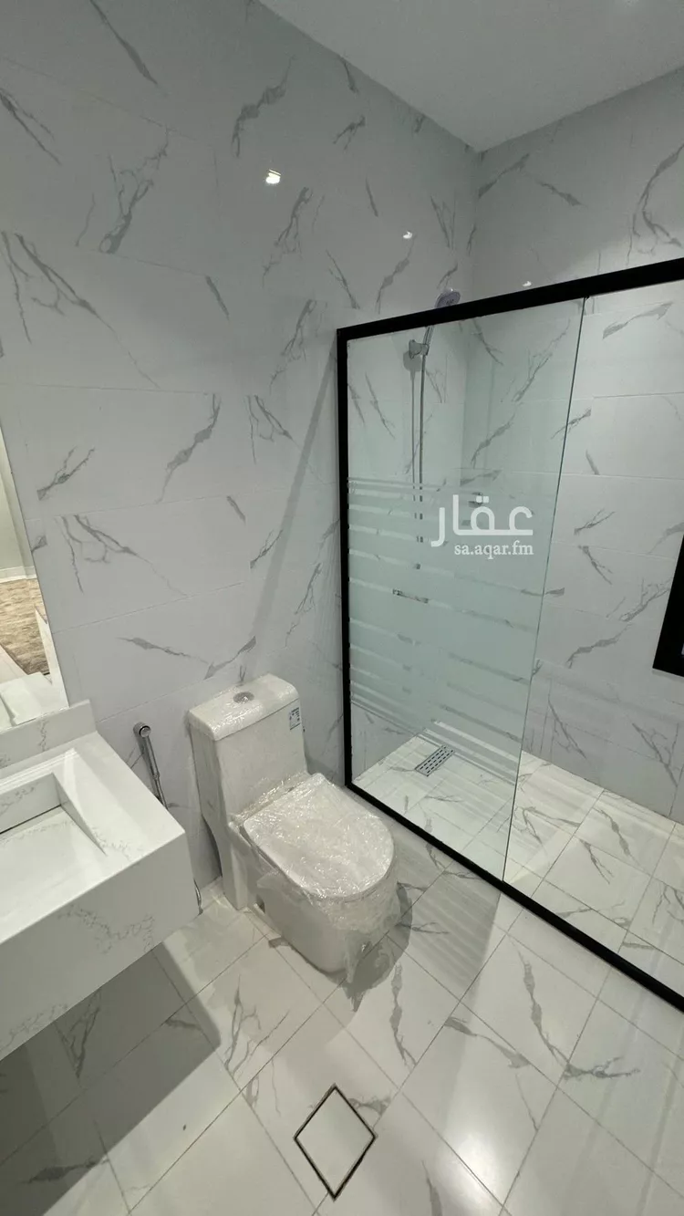 فيلا للبيع في شارع محمد بن المصيصي, حي بنى بياضة, مدينة المدينة المنورة, منطقة المدينة المنورة صورة 4