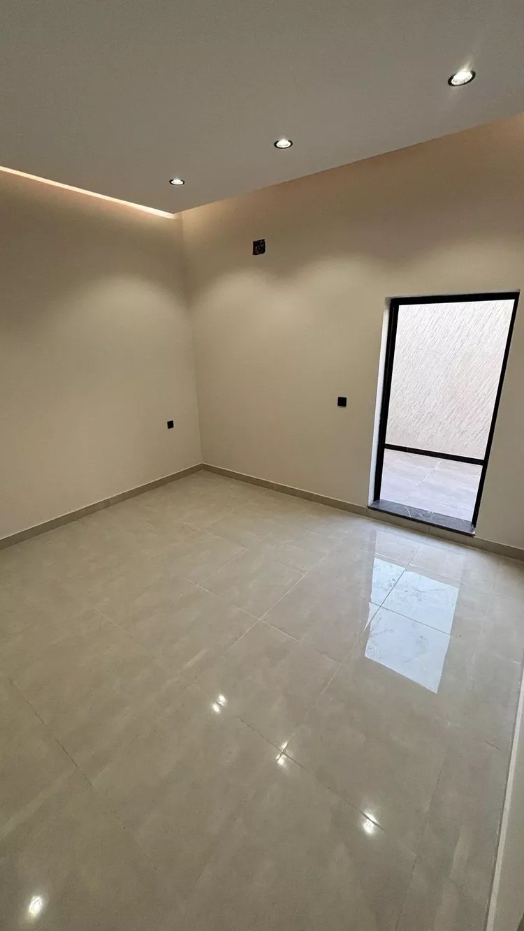 شقة للبيع في شارع قرط ابن ربيعة, حي المدينة الصناعية, مدينة المدينة المنورة, منطقة المدينة المنورة صورة 4