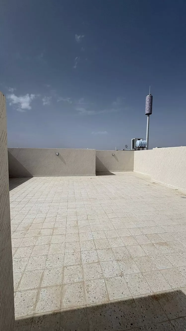 دور للبيع في شارع سعيد بن يربوع, حي الجصة, مدينة المدينة المنورة, منطقة المدينة المنورة صورة 3