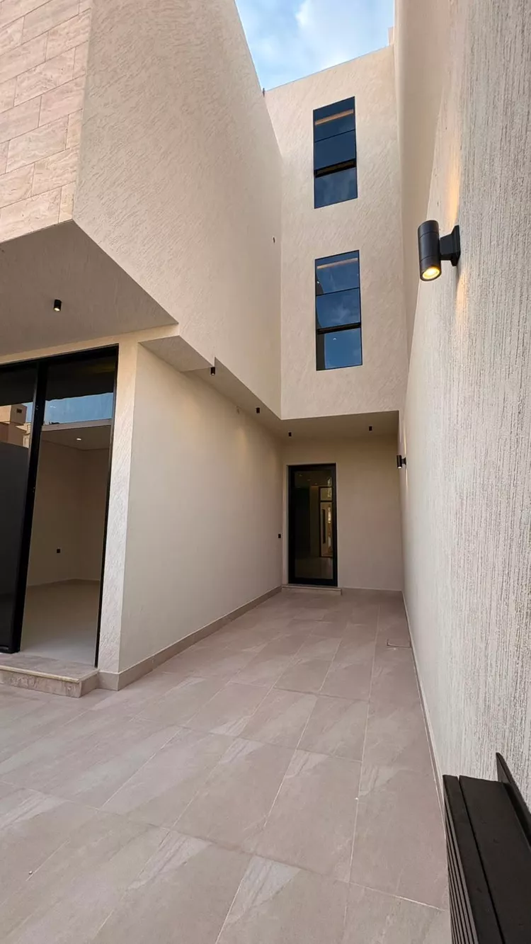 Villa for Sale in Medina Hathm
