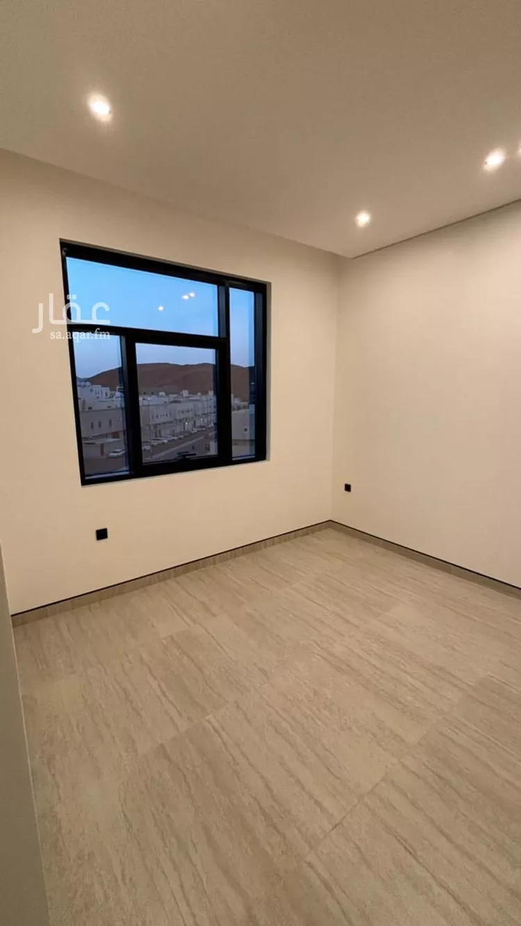 شقة للبيع في شارع عثمان ابن ابراهيم, حي الملك فهد, مدينة المدينة المنورة, منطقة المدينة المنورة صورة 3