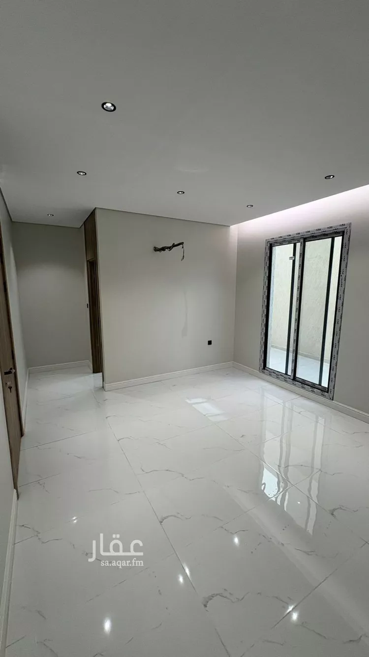 فيلا للبيع في شارع الاسود ابن عبد شمس البلوي, حي شوران, مدينة المدينة المنورة, منطقة المدينة المنورة صورة 3