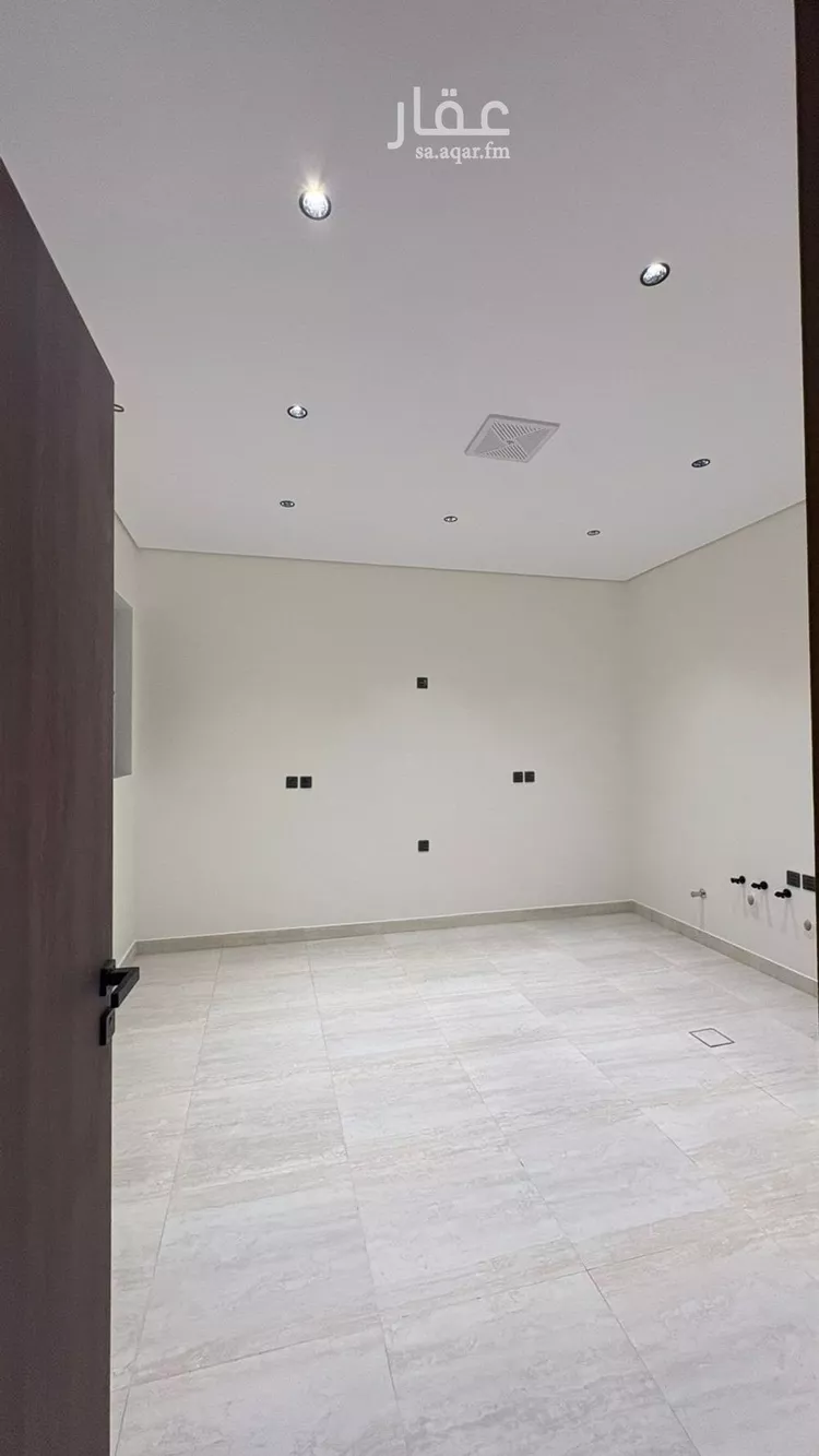 شقة للبيع في شارع عبد الله بن سليمان النجدي, حي عين الخيف, مدينة المدينة المنورة, منطقة المدينة المنورة صورة 2