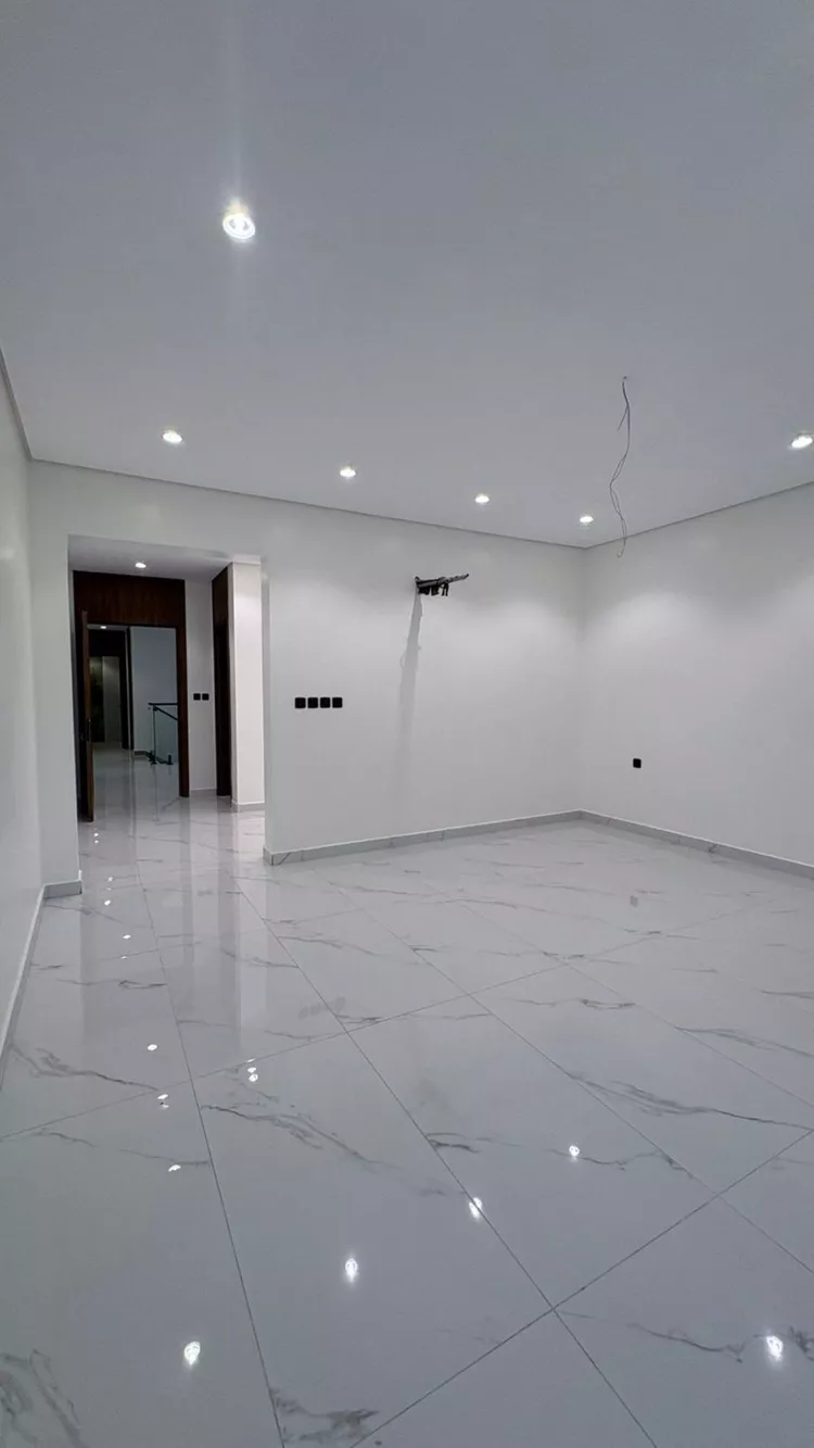 فيلا للبيع في شارع يحيىى بن مسعود الزرقي, حي شوران, مدينة المدينة المنورة, منطقة المدينة المنورة