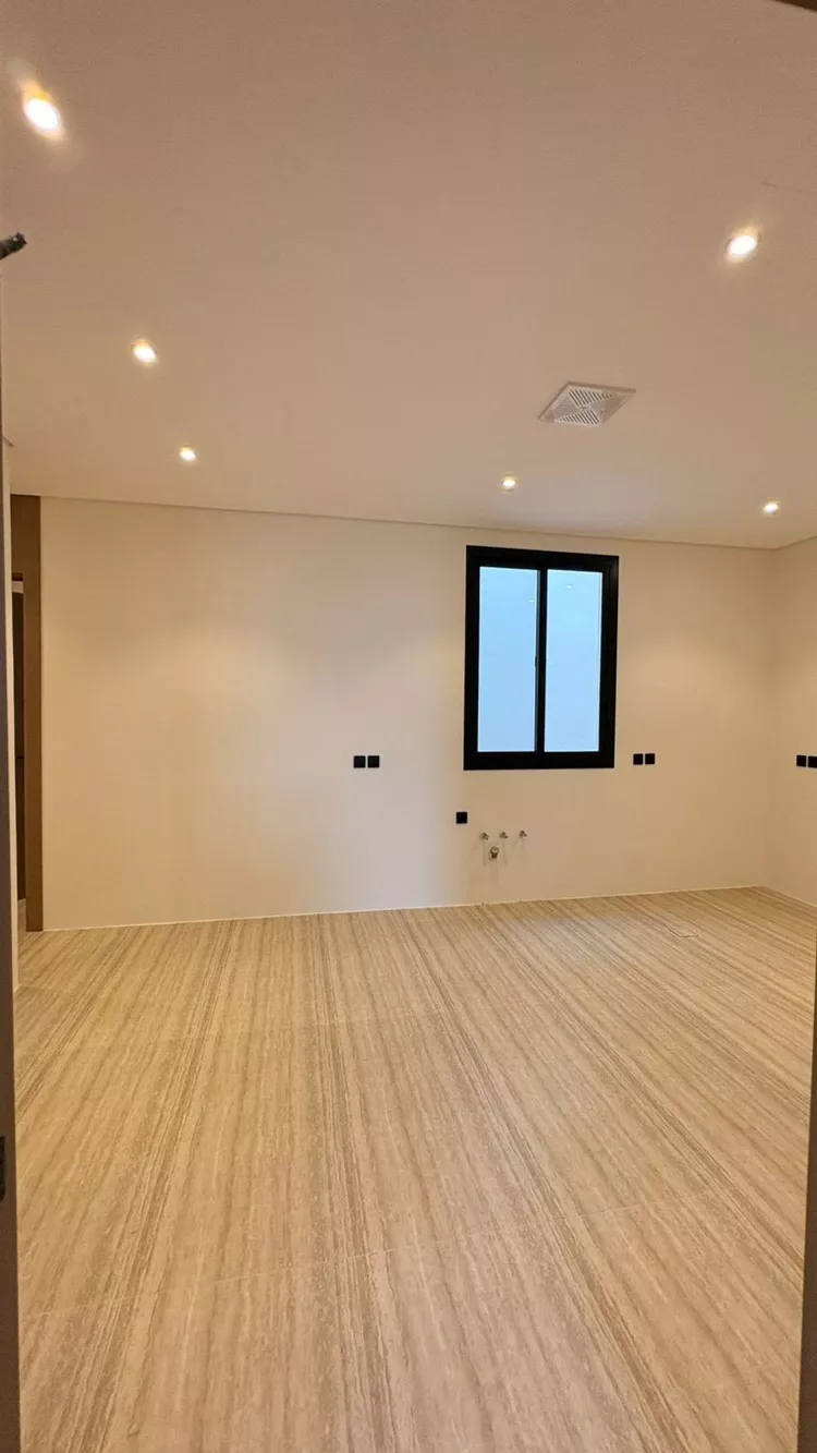 Floor for Sale in Medina Al Jassah 10