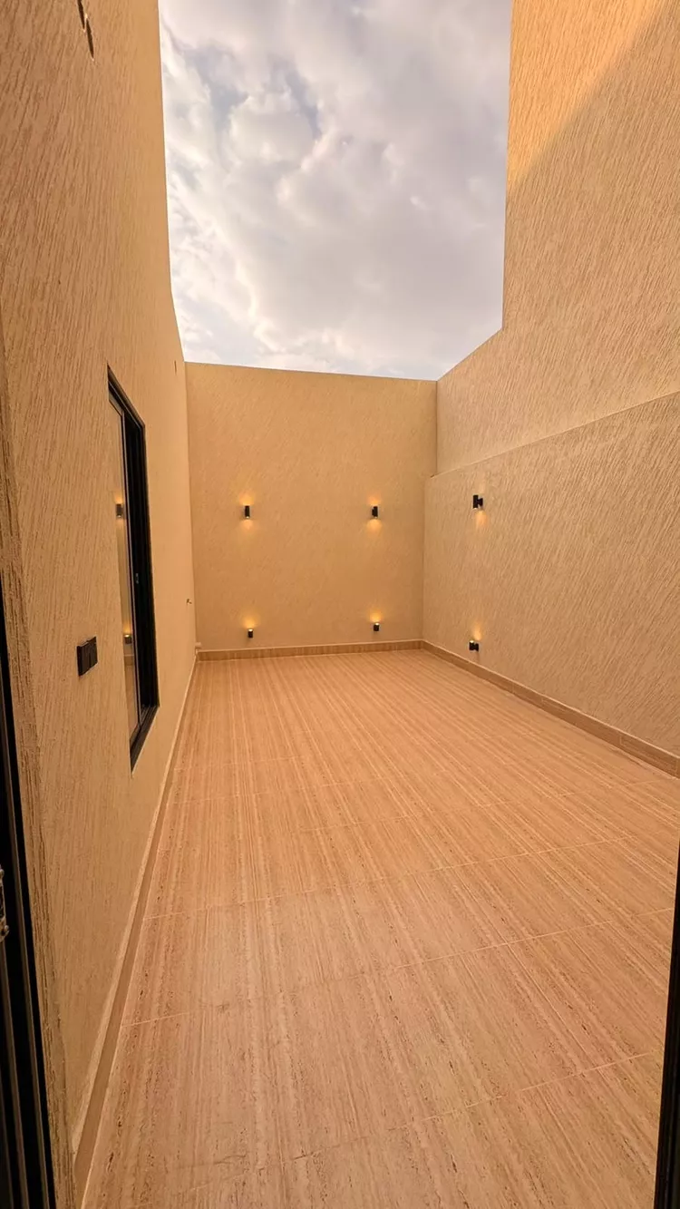 Villa for Sale in Medina Hathm 7