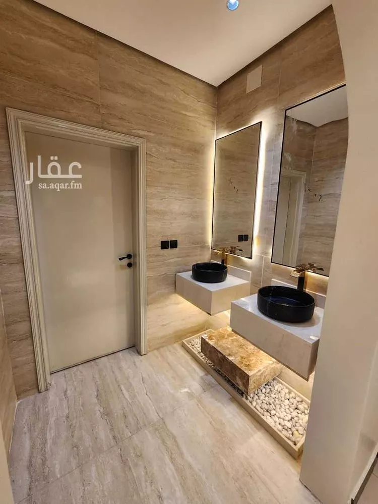 دور للإيجار في شارع عقدة, حي السليمانية, مدينة الرياض, منطقة الرياض 15