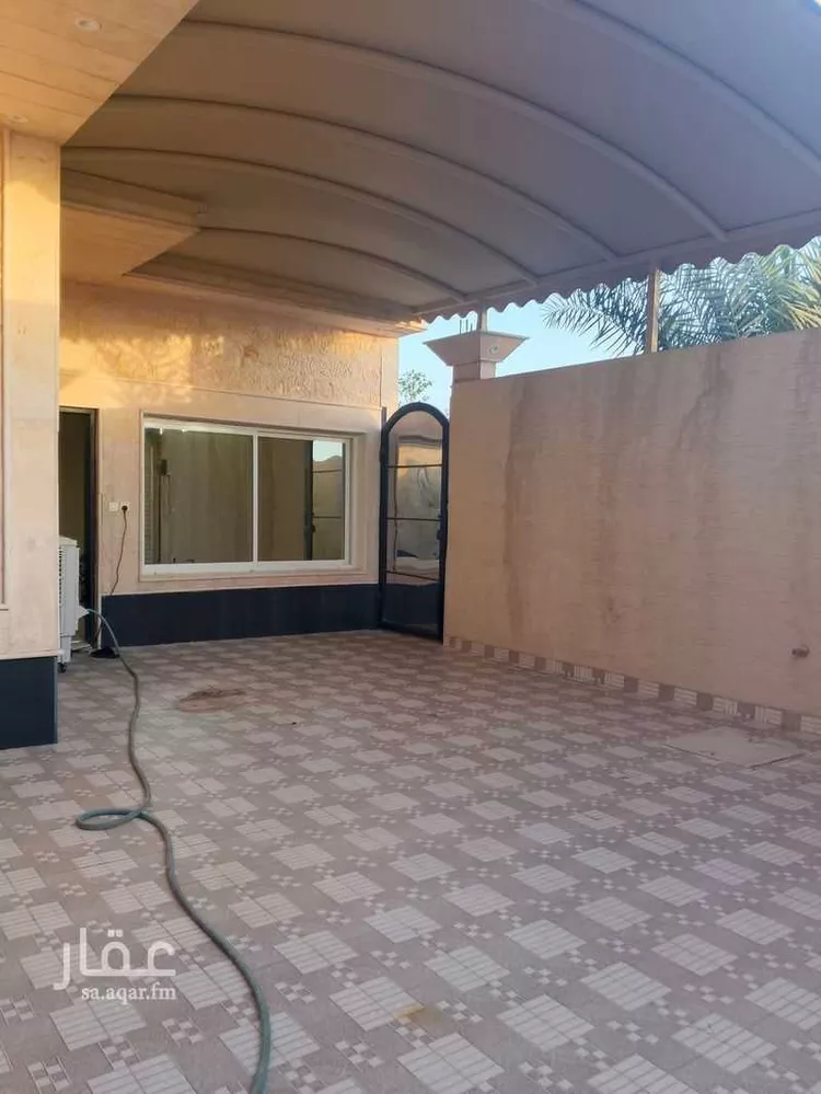 دور للبيع في شارع عبدالله بن حنبل ، حي المهدية ، الرياض ، منطقة الرياض صورة 4