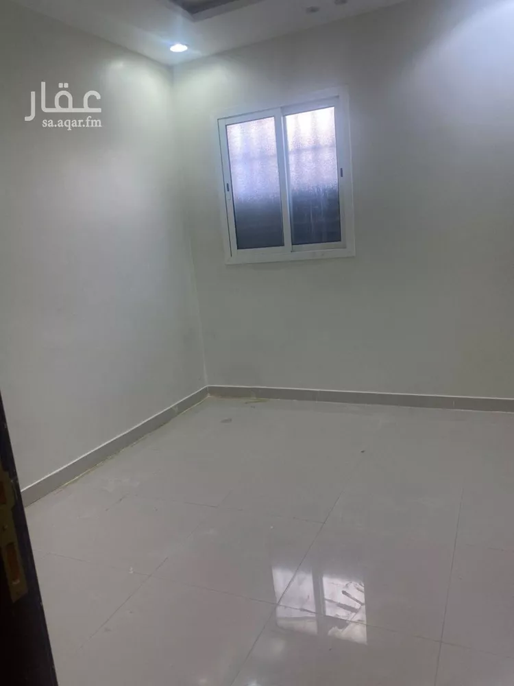 شقة للإيجار في شارع أبي عبيدة النابلسي, حي عكاظ, مدينة الرياض, منطقة الرياض صورة 3
