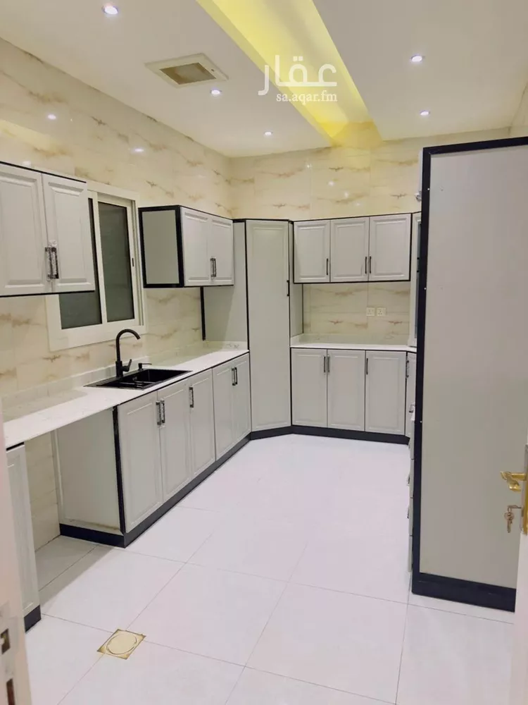 شقة للإيجار في شارع عمر بن أبي بكر, حي المهدية, مدينة الرياض, منطقة الرياض