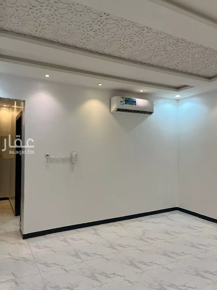 شقة للإيجار في شارع عبدالعزيز العبادي, حي الرمال, مدينة الرياض, منطقة الرياض