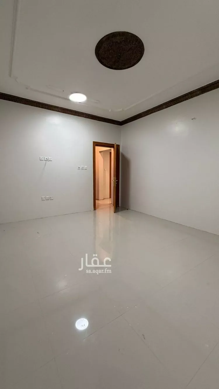 شقة للإيجار في شارع زينب بنت أحمد, حي بدر, مدينة الرياض, منطقة الرياض