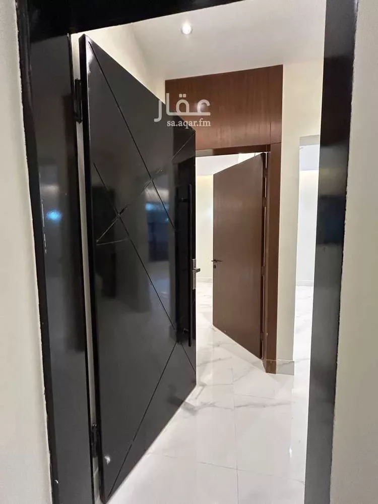 دور للبيع في شارع رشدي العظمة, حي العوالي, مدينة الرياض, منطقة الرياض صورة 4