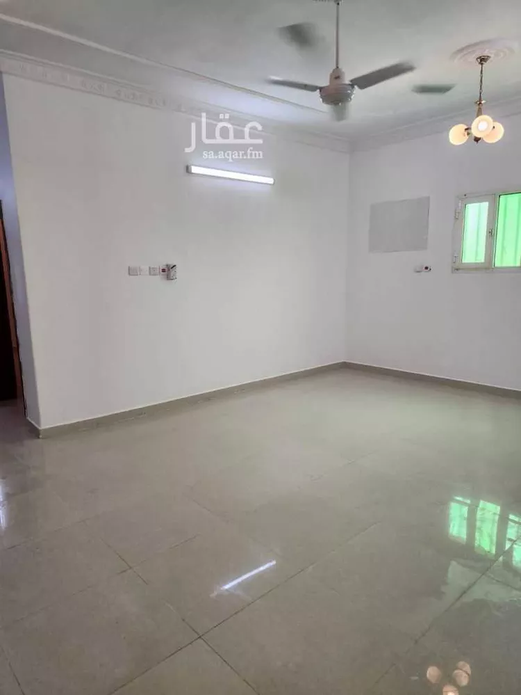 شقة للإيجار في شارع المهدج 347 ، حي المهدج ، أبو عريش ، ابو عريش