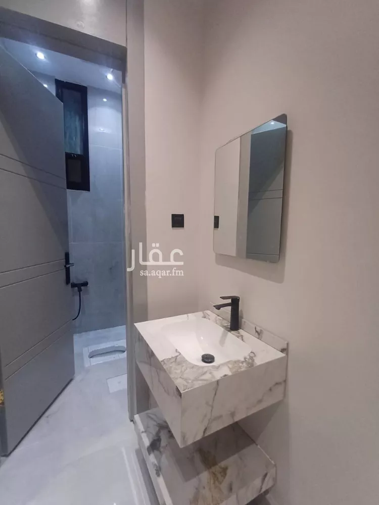 دور للبيع في شارع مشرف, حي النظيم, مدينة الرياض, منطقة الرياض صورة 3