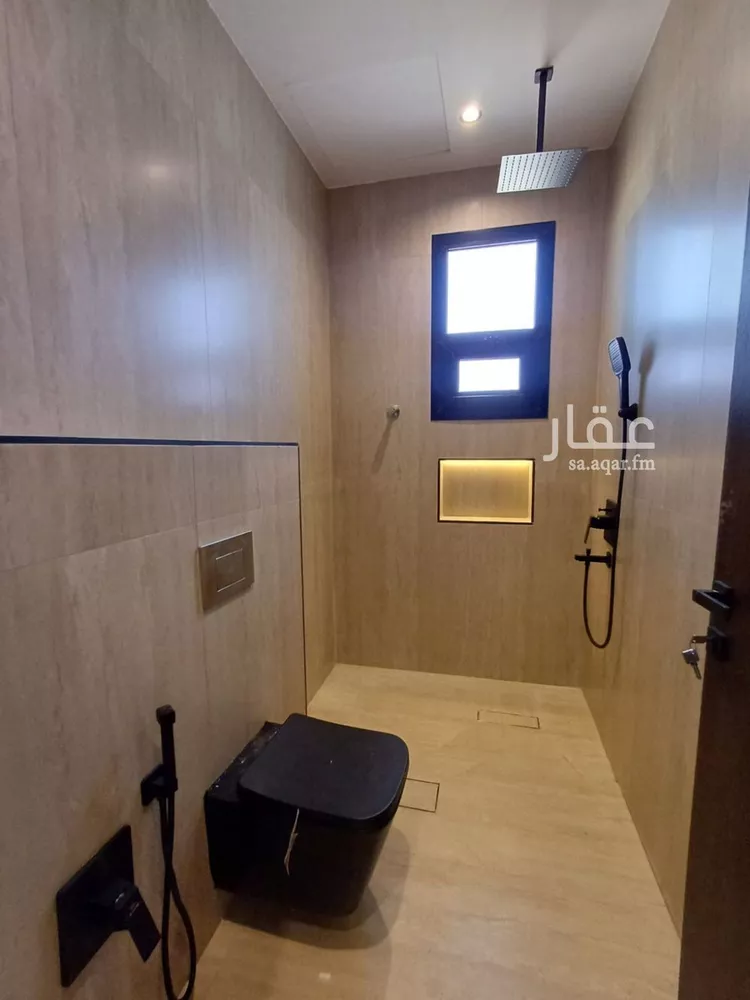 فيلا للبيع في شارع ريضاء, حي النخبة, مدينة الرياض, منطقة الرياض صورة 2