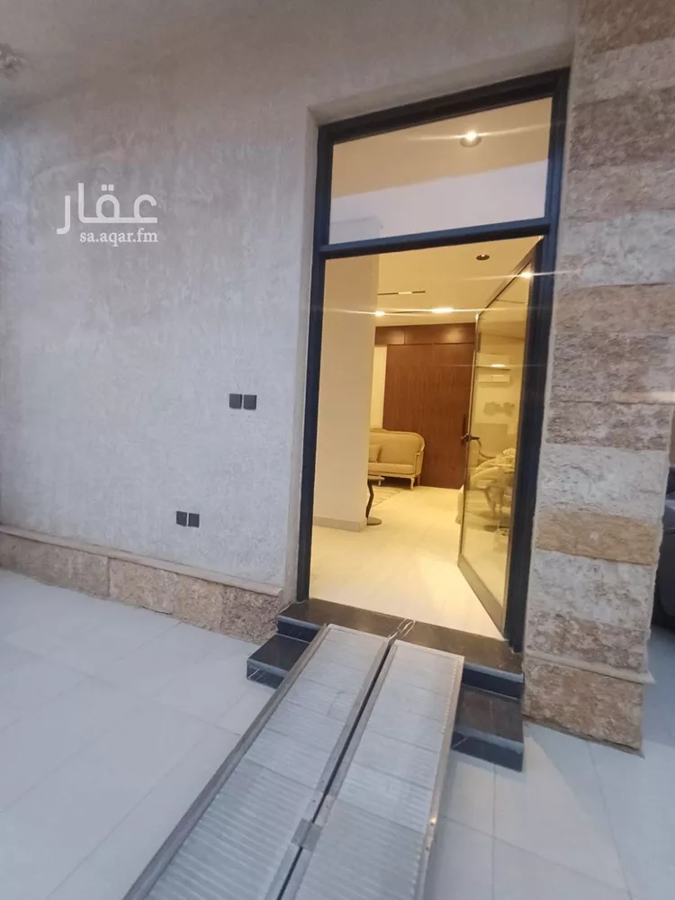 دور للبيع في شارع إسماعيل البصري, حي الرمال, مدينة الرياض, منطقة الرياض صورة 2