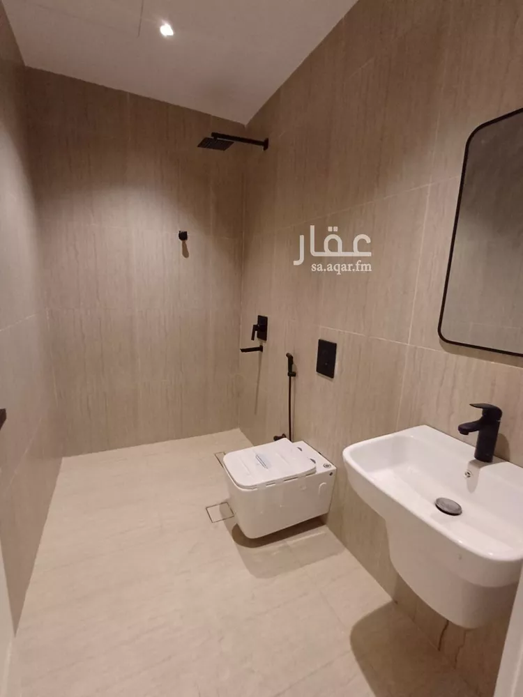 فيلا للبيع في شارع ثابت النحوي, حي الرمال, مدينة الرياض, منطقة الرياض 12