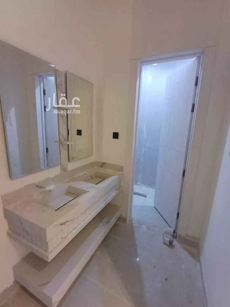 دور للبيع في شارع الأنشاء, حي النظيم, مدينة الرياض, منطقة الرياض صورة 2