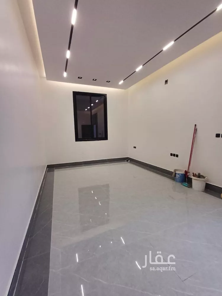 فيلا للبيع في شارع إبرهيم بن علي العياشي, حي الرمال, مدينة الرياض, منطقة الرياض صورة 4