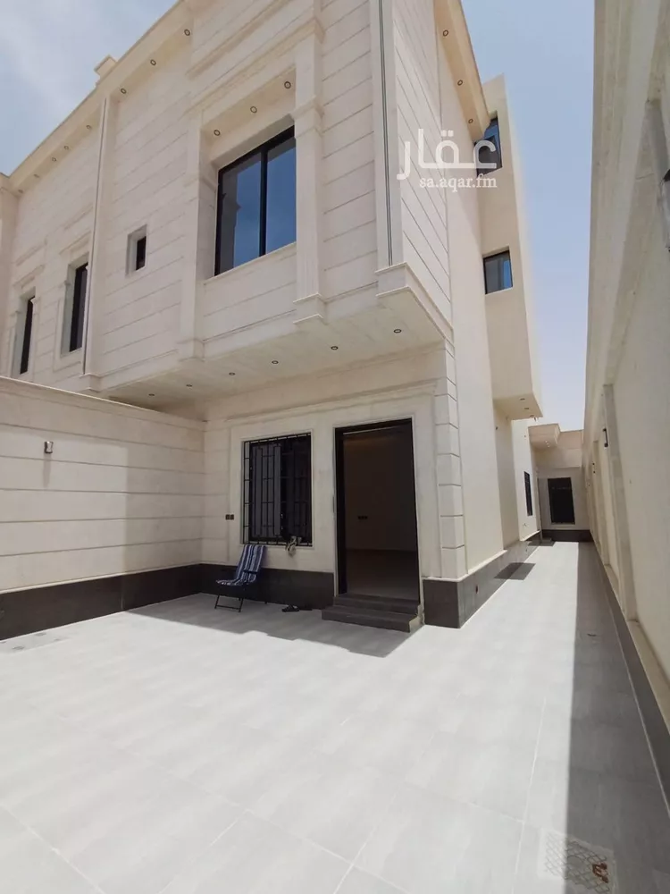 فيلا للبيع في شارع 54 البرية, حي البرية, مدينة الرياض, منطقة الرياض صورة 2
