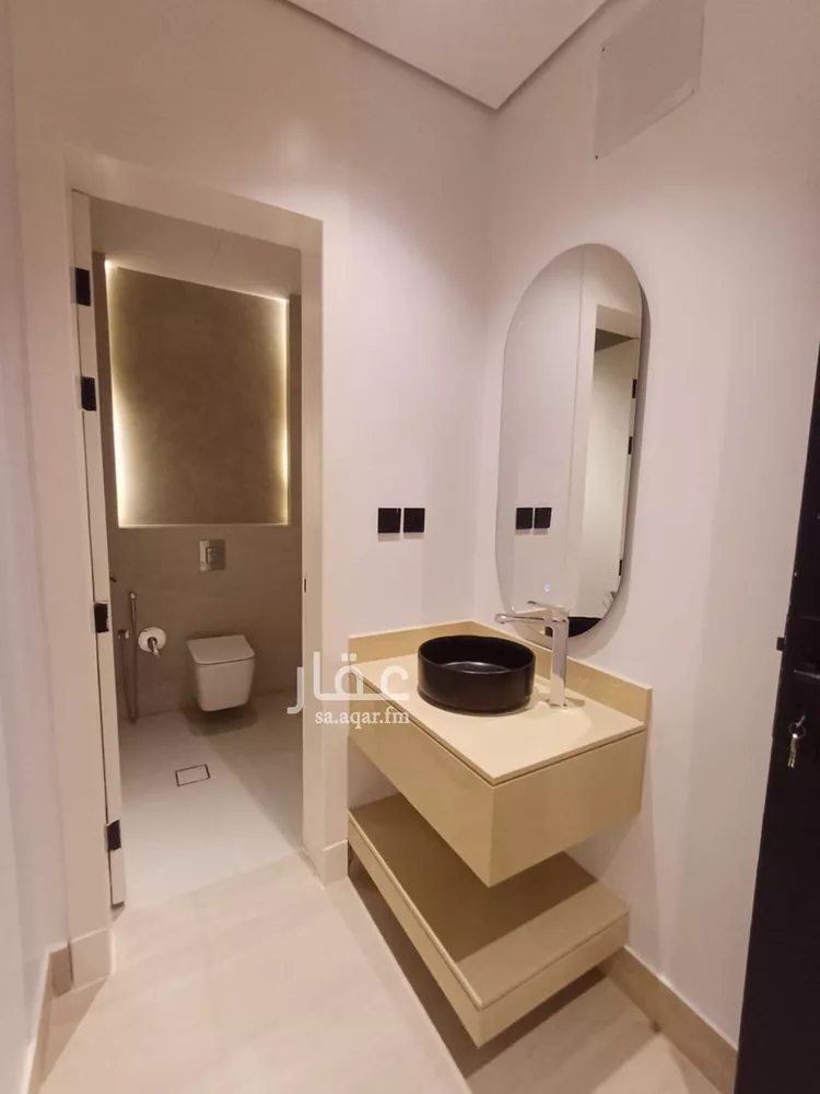 Floor for Sale in Riyadh Ash Sharq 9