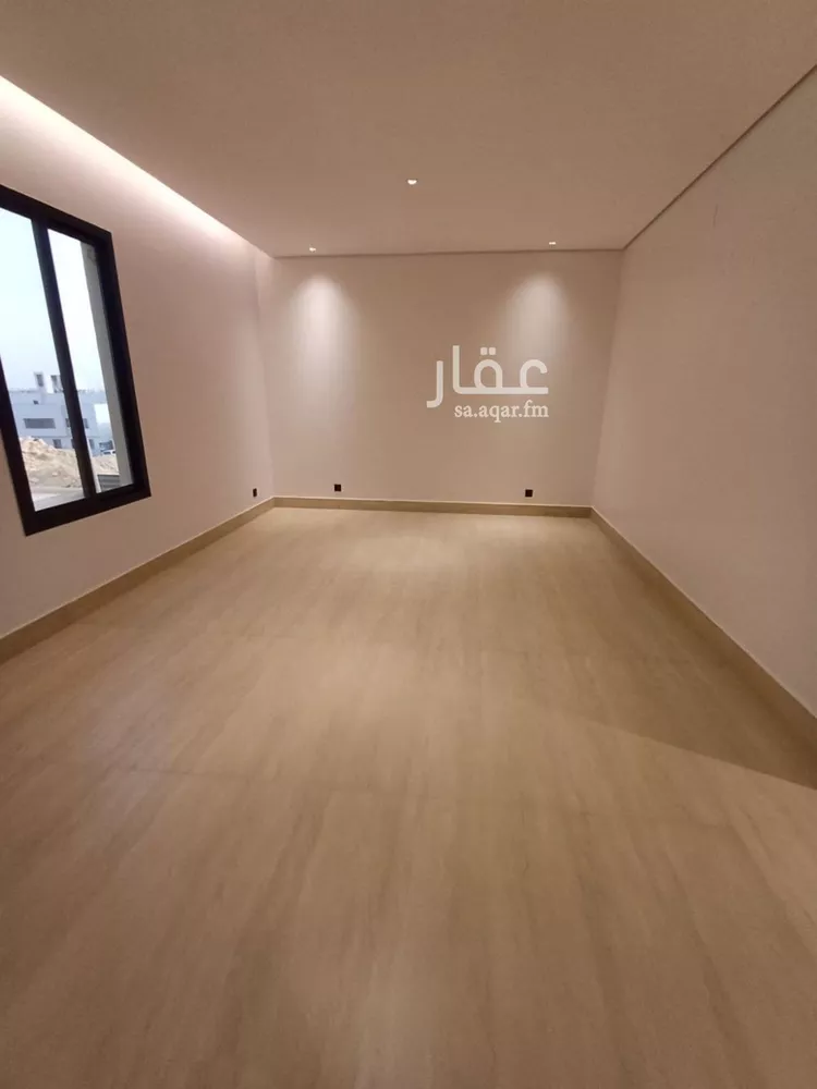 Floor for Sale in Riyadh Ash Sharq 12