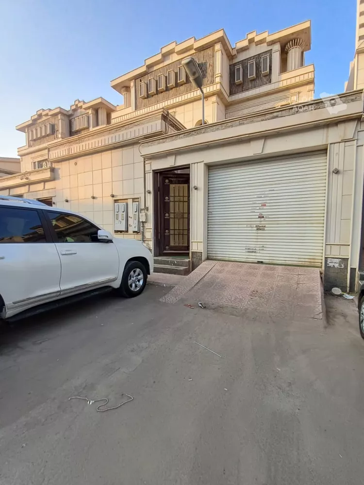 فيلا للبيع في شارع جعفر بن ثوابة, حي الرمال, مدينة الرياض, منطقة الرياض