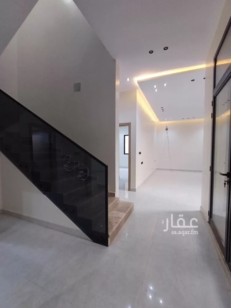 فيلا للبيع في شارع إبراهيم بن حسين, حي الرمال, مدينة الرياض, منطقة الرياض صورة 3