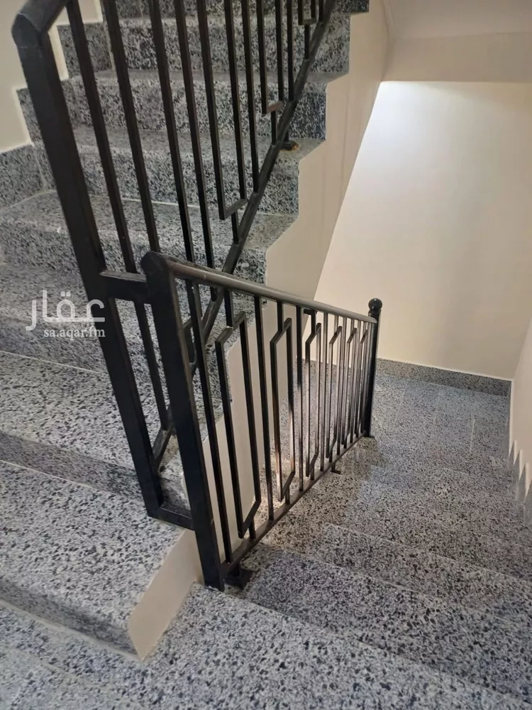 شقة للبيع في شارع السراج, حي المعيزيلة, مدينة الرياض, منطقة الرياض صورة 3