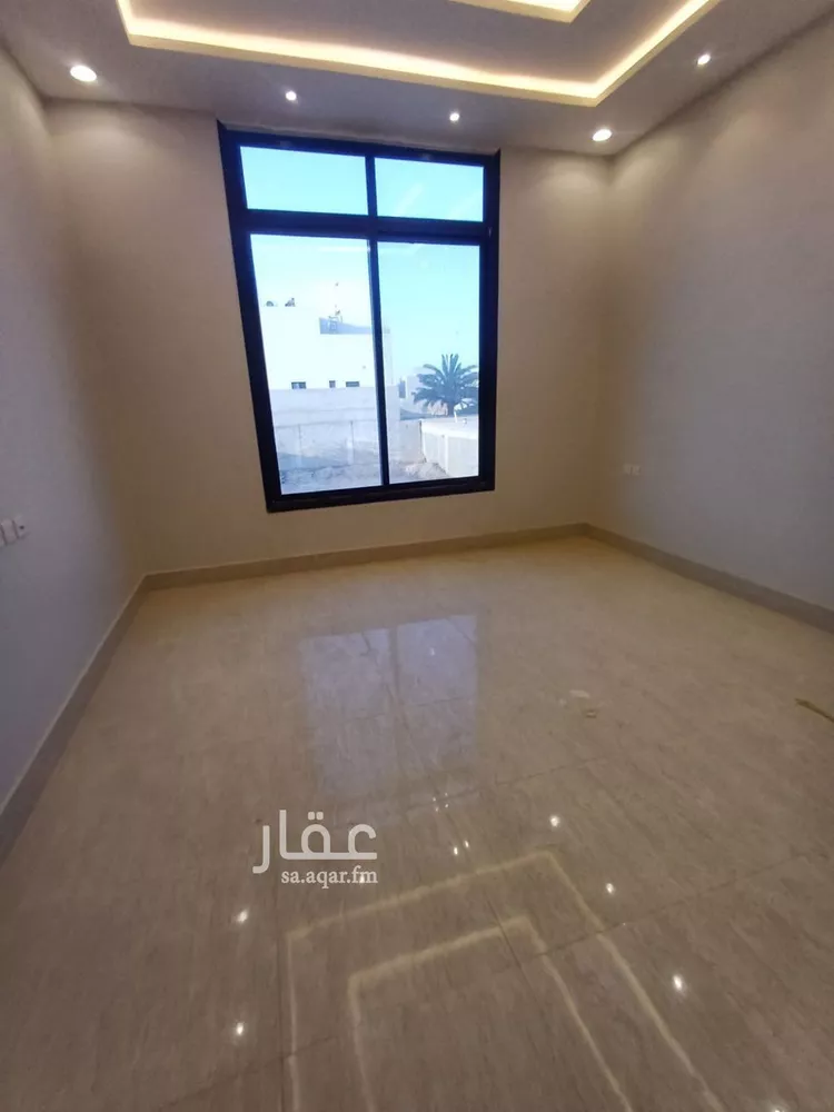 Villa for Sale in Riyadh Al Janadriyah 12